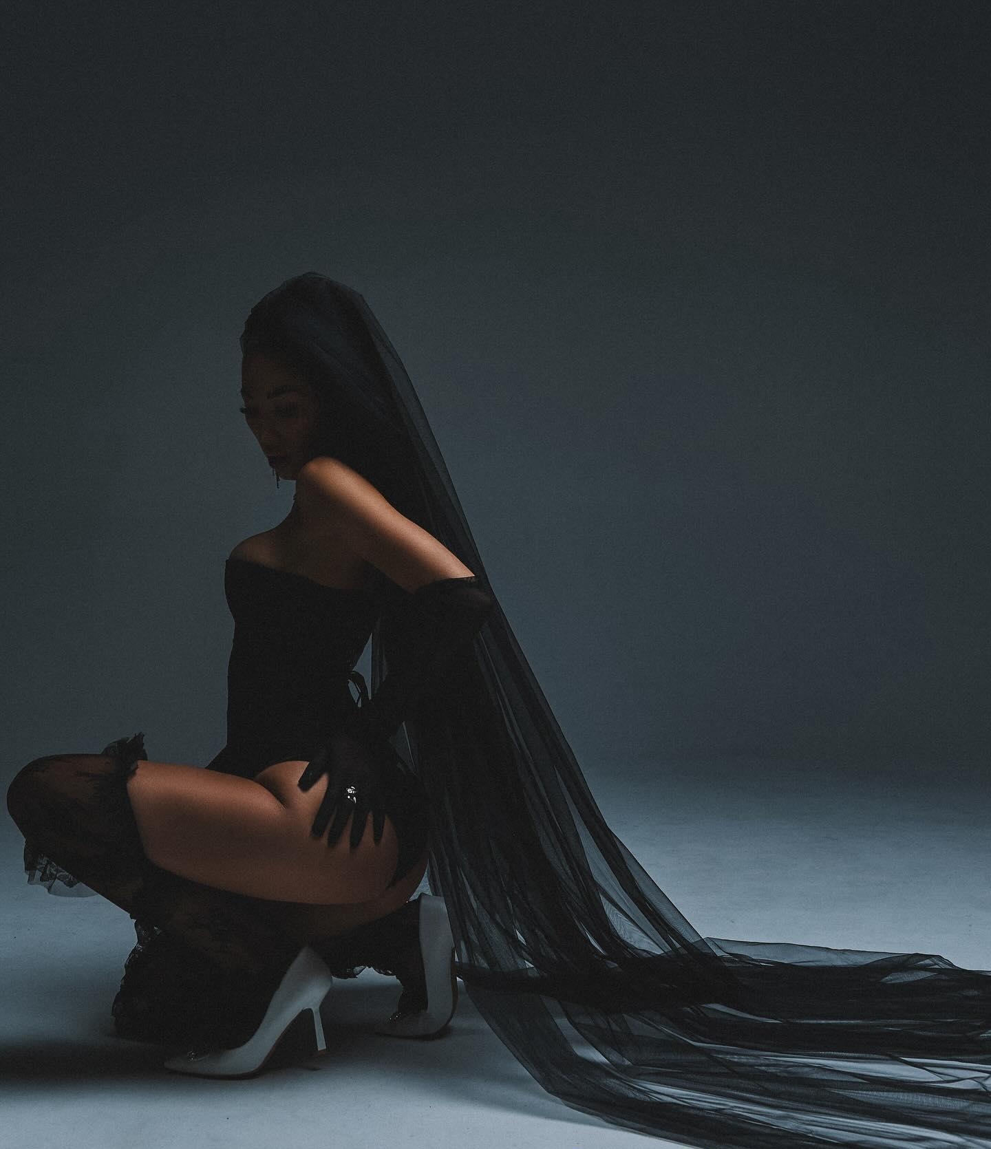 Алеся привлекальеная девушка из Кирова цена от 4500 руб