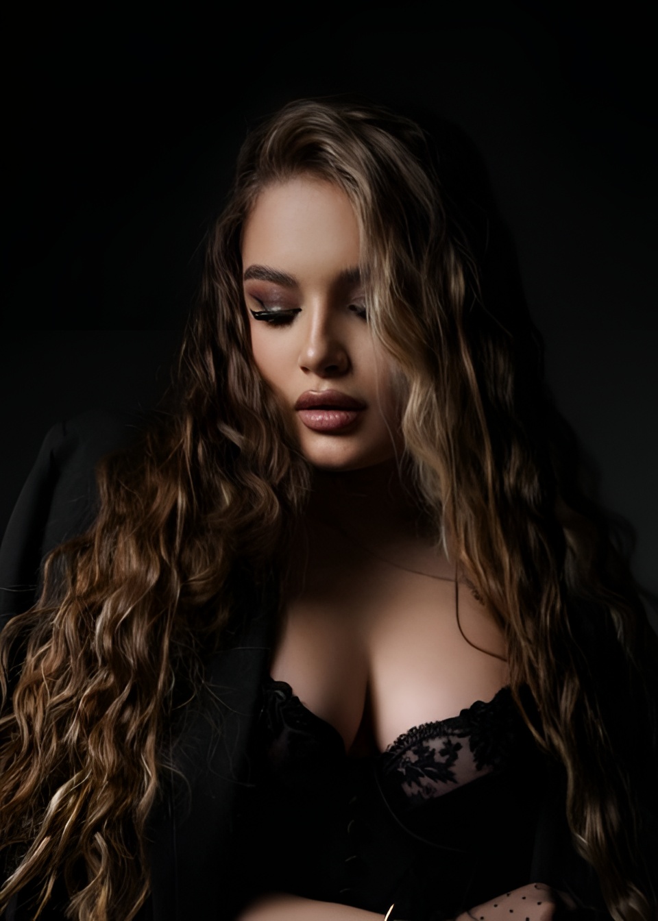 Яна привлекательная девушка из Кирова цена от 5000 руб