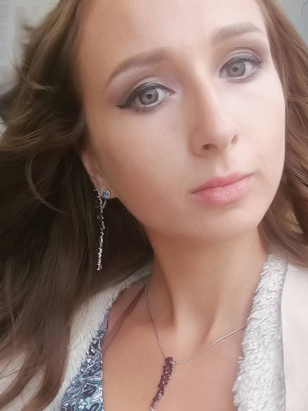 Инга привлекательная девушка из Кирова цена от 3500 руб