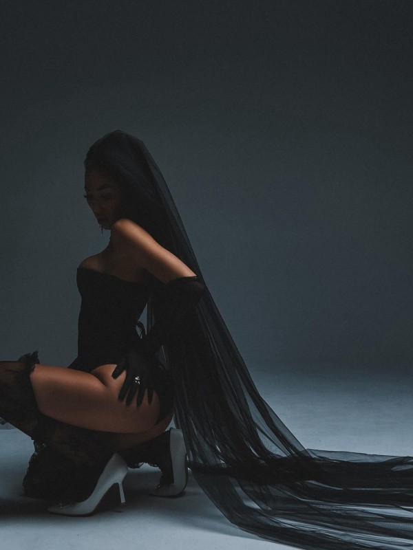 Алеся привлекательная девушка из Кирова цена от 4500 руб